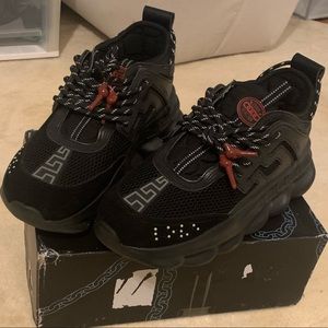 Versace Chain Reaction